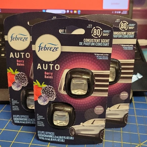 Febreze Auto Berry Scent Car Clips Black Purple Set of 3 New - Picture 1 of 2
